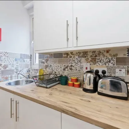 Apartment Newly Renovated Self-catered Near Temple Bar