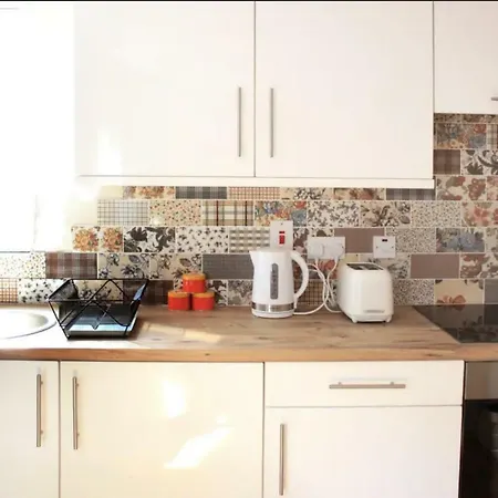 Apartment Newly Renovated Self-catered Near Temple Bar *