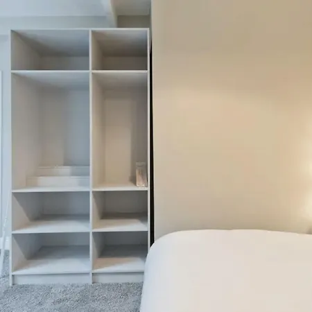 Apartment Newly Renovated Self-catered Near Temple Bar