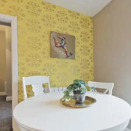 Apartment Newly Renovated Self-catered Near Temple Bar *