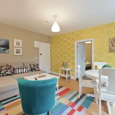 Newly Renovated Self-catered Near Temple Bar Apartment *